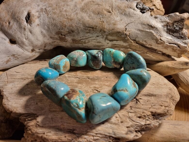 Tirkīza rokassprādze no lieliem gabaliem "Varenā" Izmērs 19.5 cm Gabali 2.5 x 1.7 cm No Arizonas raktuvēm