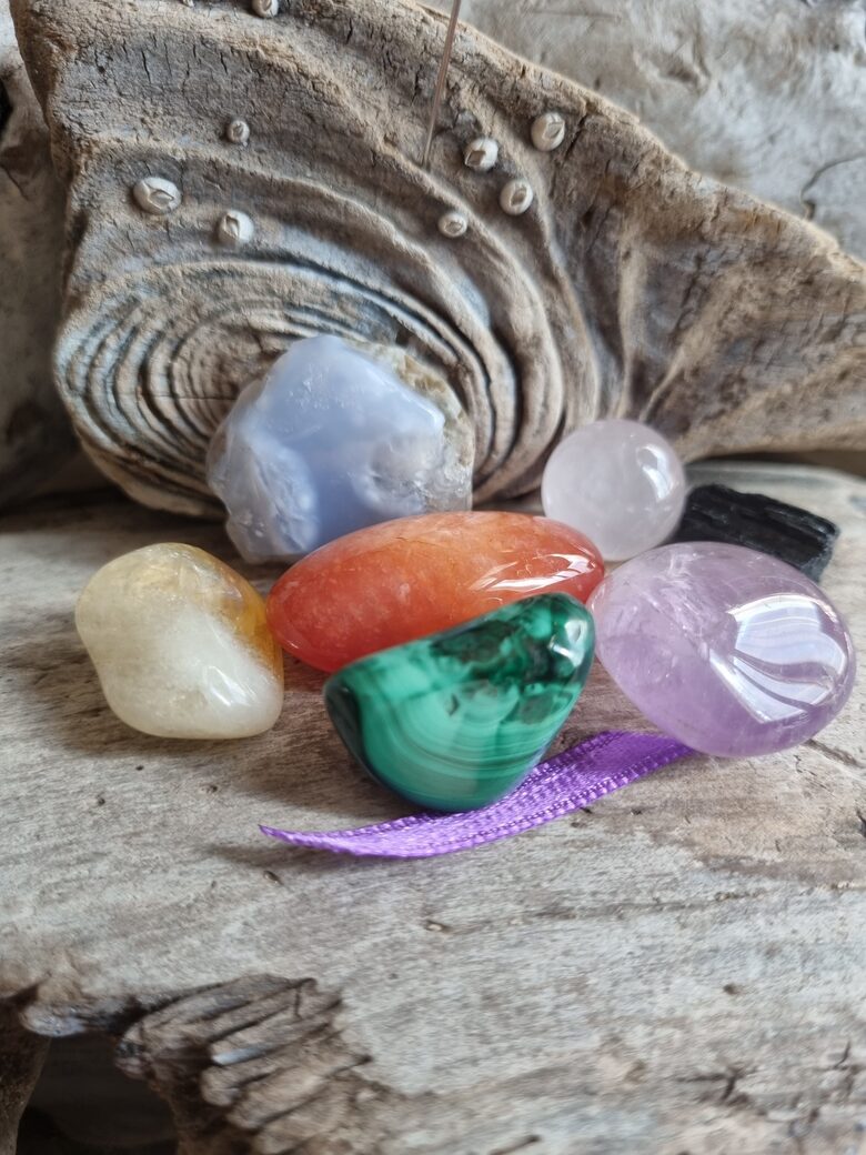 Komplekts "Attiecību atjaunošana ģimenē" nr 1. Var turēt trauciņā priekšnamā Lillā bantīte