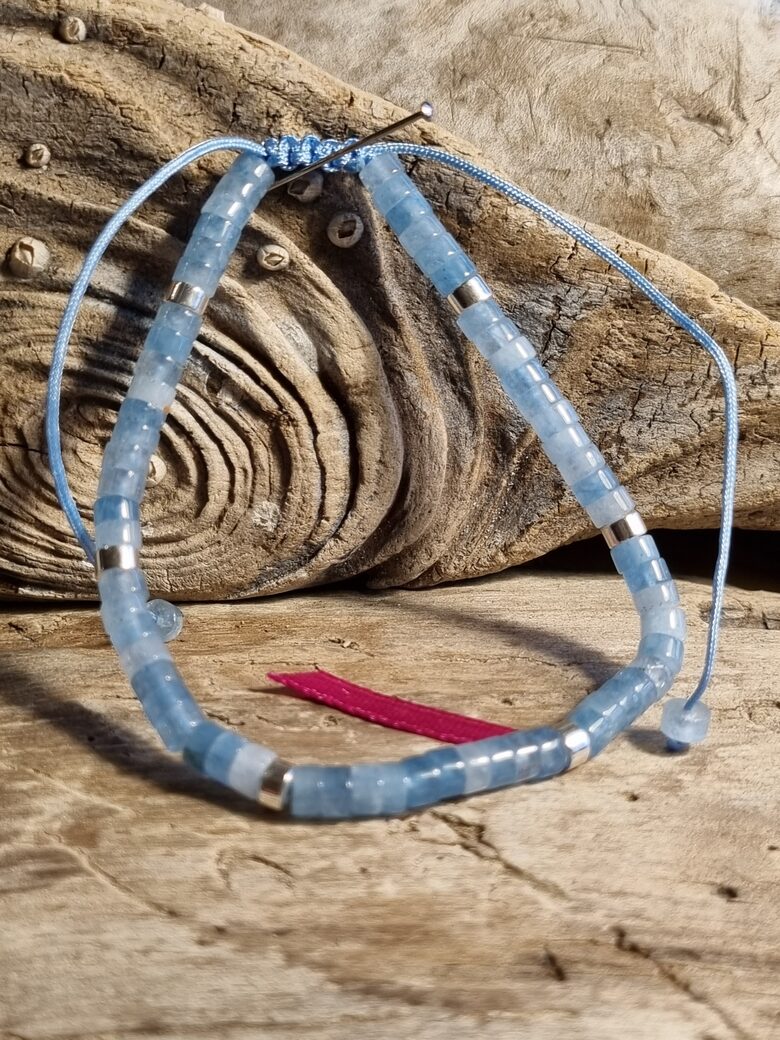 Akvamarīna rokassprādze "Jaukā" nr 1. Izmērs 16 cm + pagarināta aukliņa Bumbiņa 4 mm Rozā bantīte