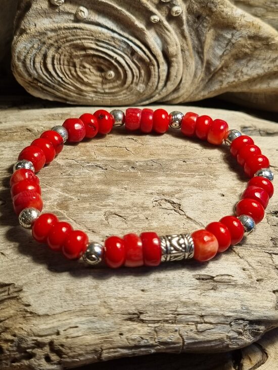 Koraļļu aproce "Vienmēr priecīgs" Garums 20 cm Sudraba krāsas metāls