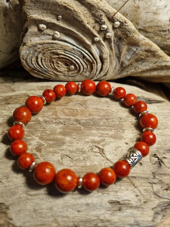 Koraļļu aproce "Skaistā" Izmērs 20 cm Bumbiņas 8 un 10 mm Sudraba krāsas metāls