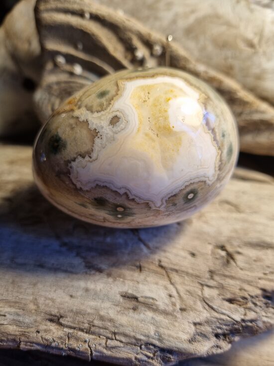 Okeāna jašmas ekstra klases ola "Skaistā" Izmērs 5.5 x 4 cm No Madagaskaras