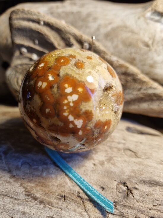 Okeāna jašmas ekstra klases lode "Sevišķā" Izmērs 4.7 cm Zila bantīte No Madagaskaras