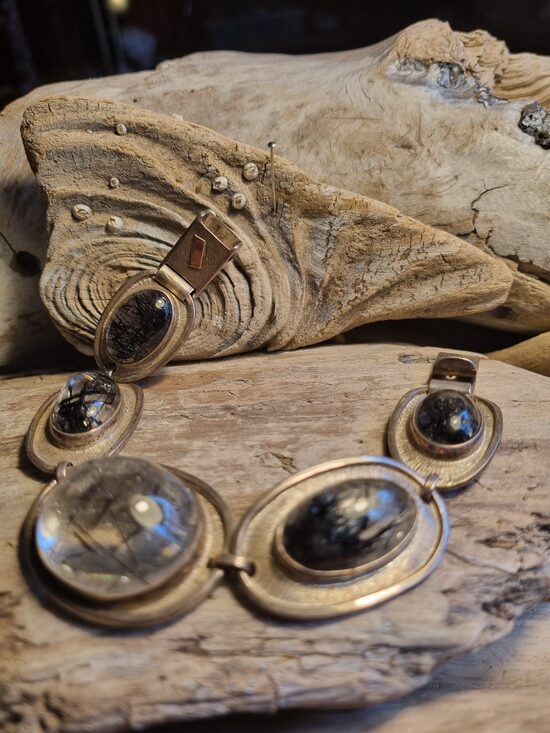 Turmalīna rokassprādze "Stiprā" Garums 18.5 - 19 cm Sudrabs vidējais posms 4 x 3 cm Autordarbs Smaga