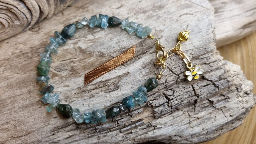 Apatīta rokassprādze "Zelta bitīte" Izmērs 17 + ķēdīte Zelta krāsas metāls Brūna bantīte