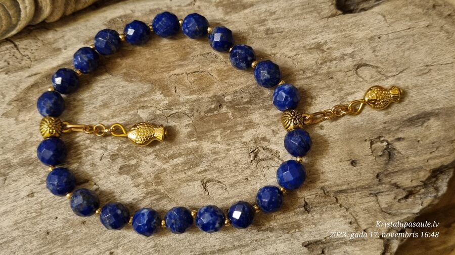 Lazurīta rokassprādze "Divas zivtiņas" Izmērs 20 cm 8 mm bumbiņas Zelta krāsas metāls