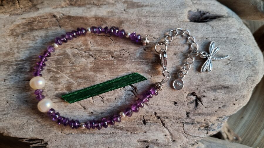 Ametista rokassprādze "Sudraba spāre" Izmērs 17 cm Bumbiņas 6 mm Zaļa bantīte Sudraba krāsa