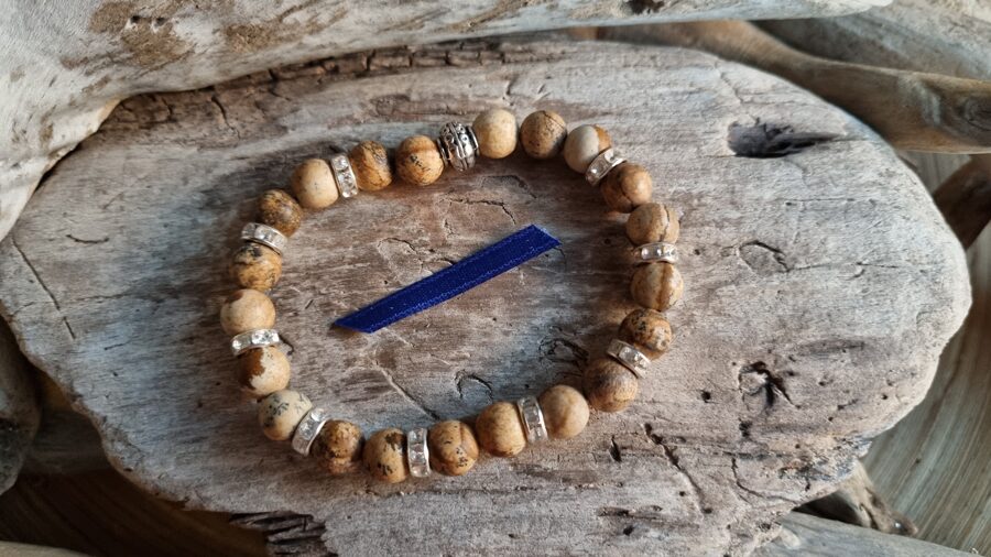 Jašmas rokassprādze "Peizāžas" Izmērs 19 cm Bumbiņas 8 mm