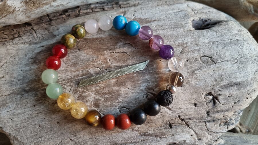 Harmonizējošā rokassprādze "Līdzsvars dienas garumā" Izmērs 19 cm Bumbiņas 8 mm Gaiši zaļa bantīte